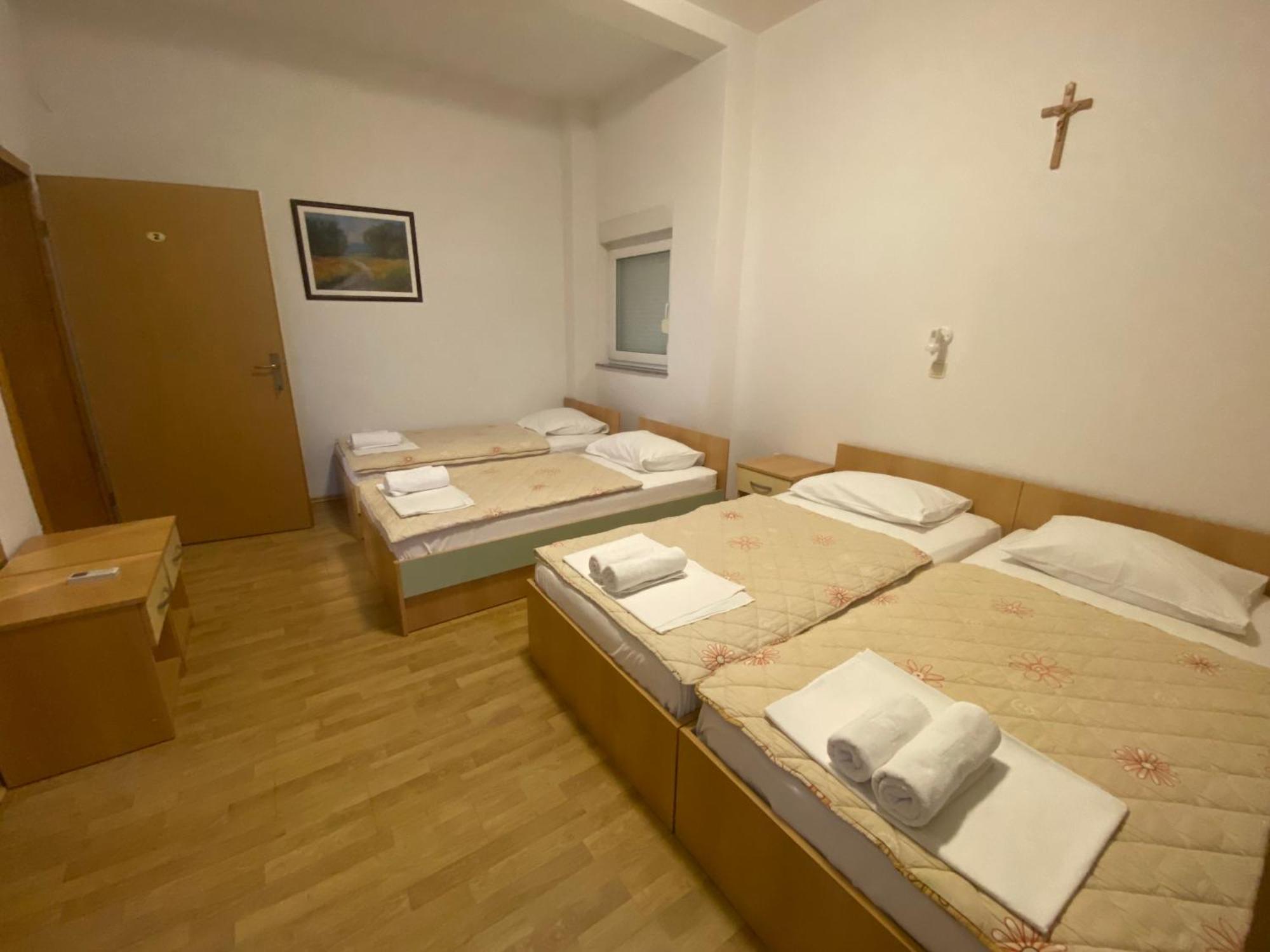 Guest House Regina Mundi Međugorje Kültér fotó