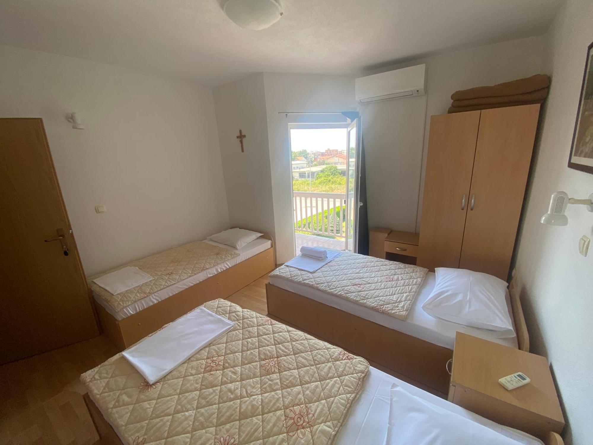 Guest House Regina Mundi Međugorje Kültér fotó