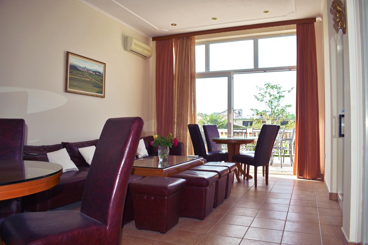 Guest House Regina Mundi Međugorje Kültér fotó
